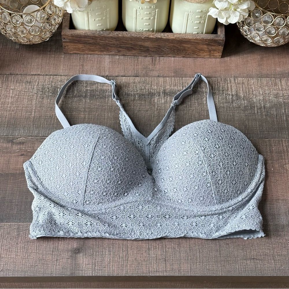Victoria’s Secret Body By Victoria Padded No Wire Bra 36C - Picture 1 of 3